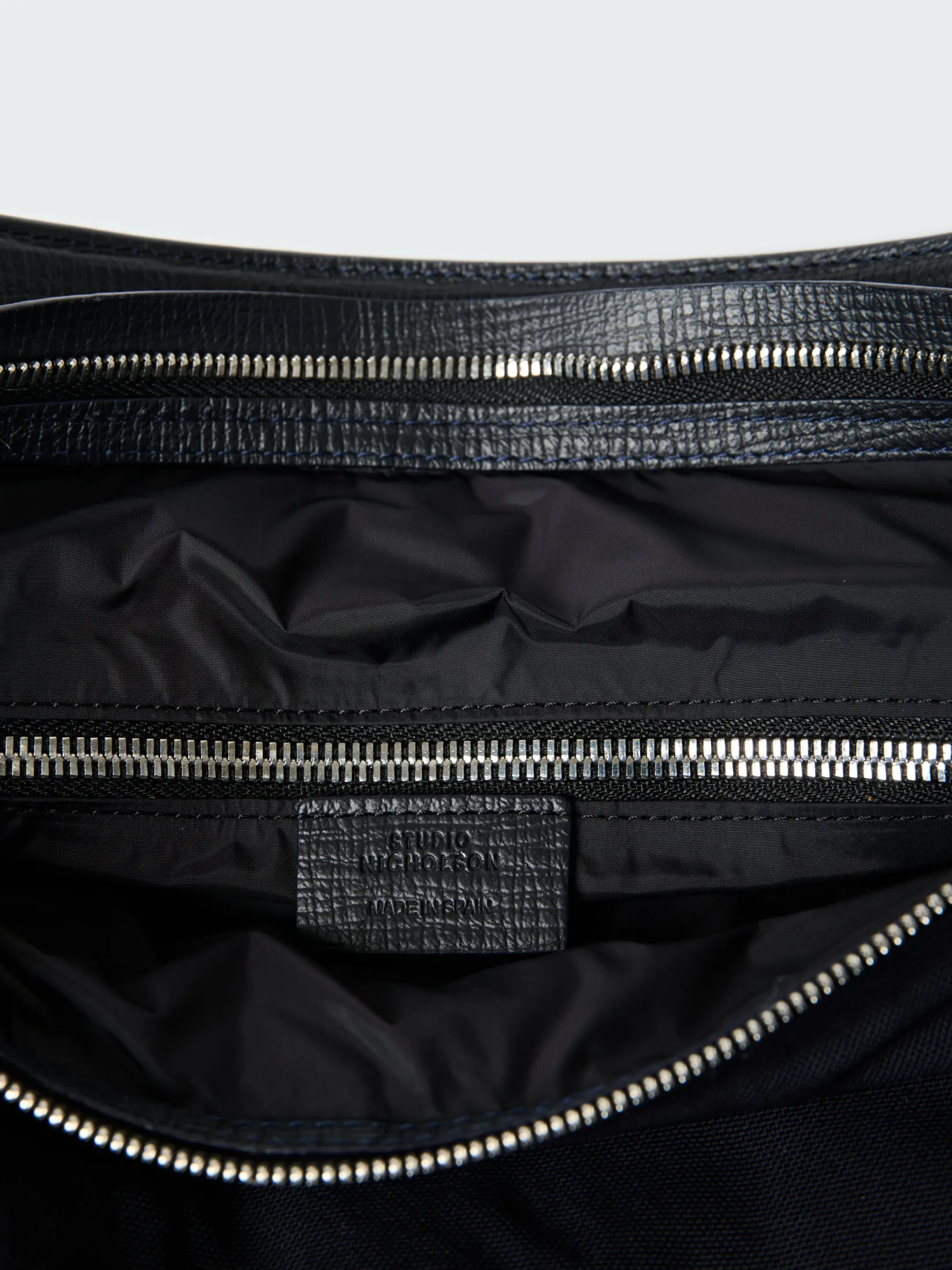 Sale Studio Nicholson Airport Bag Medium Darkest Navy