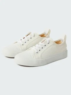 Clearance Studio Nicholson Byrd Canvas Shoe Cream