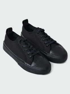 Clearance Studio Nicholson Byrd Canvas Shoe Darkest Navy