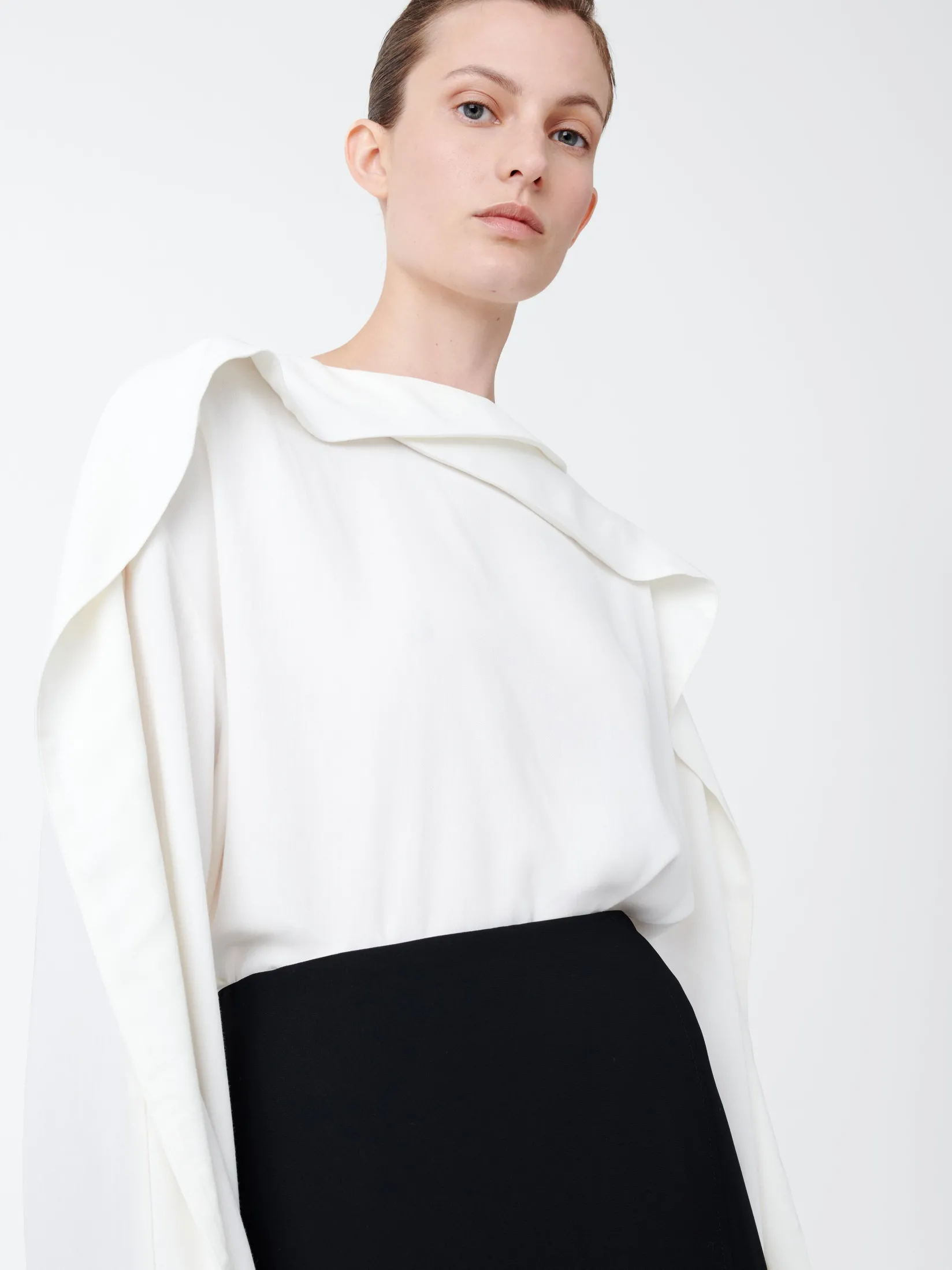 Fashion Studio Nicholson Emmet Top Parchment