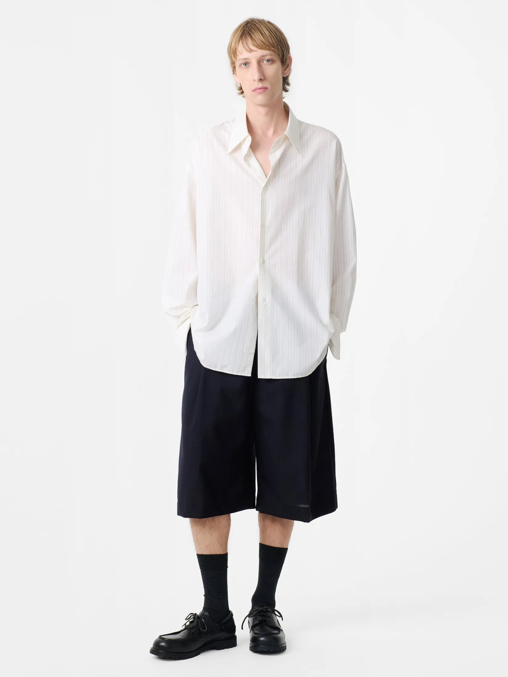 New Studio Nicholson Fowld Short Darkest Navy
