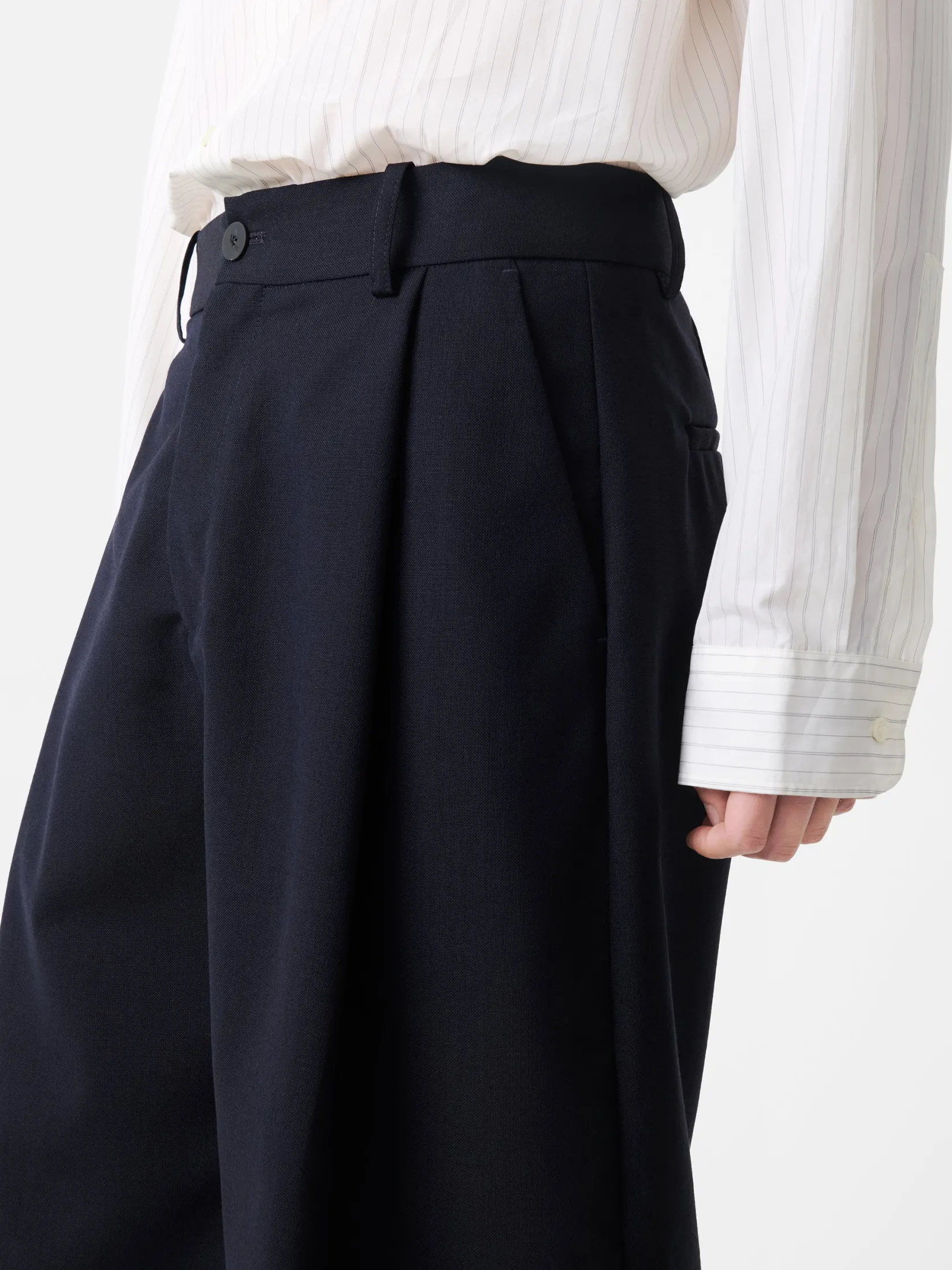 New Studio Nicholson Fowld Short Darkest Navy