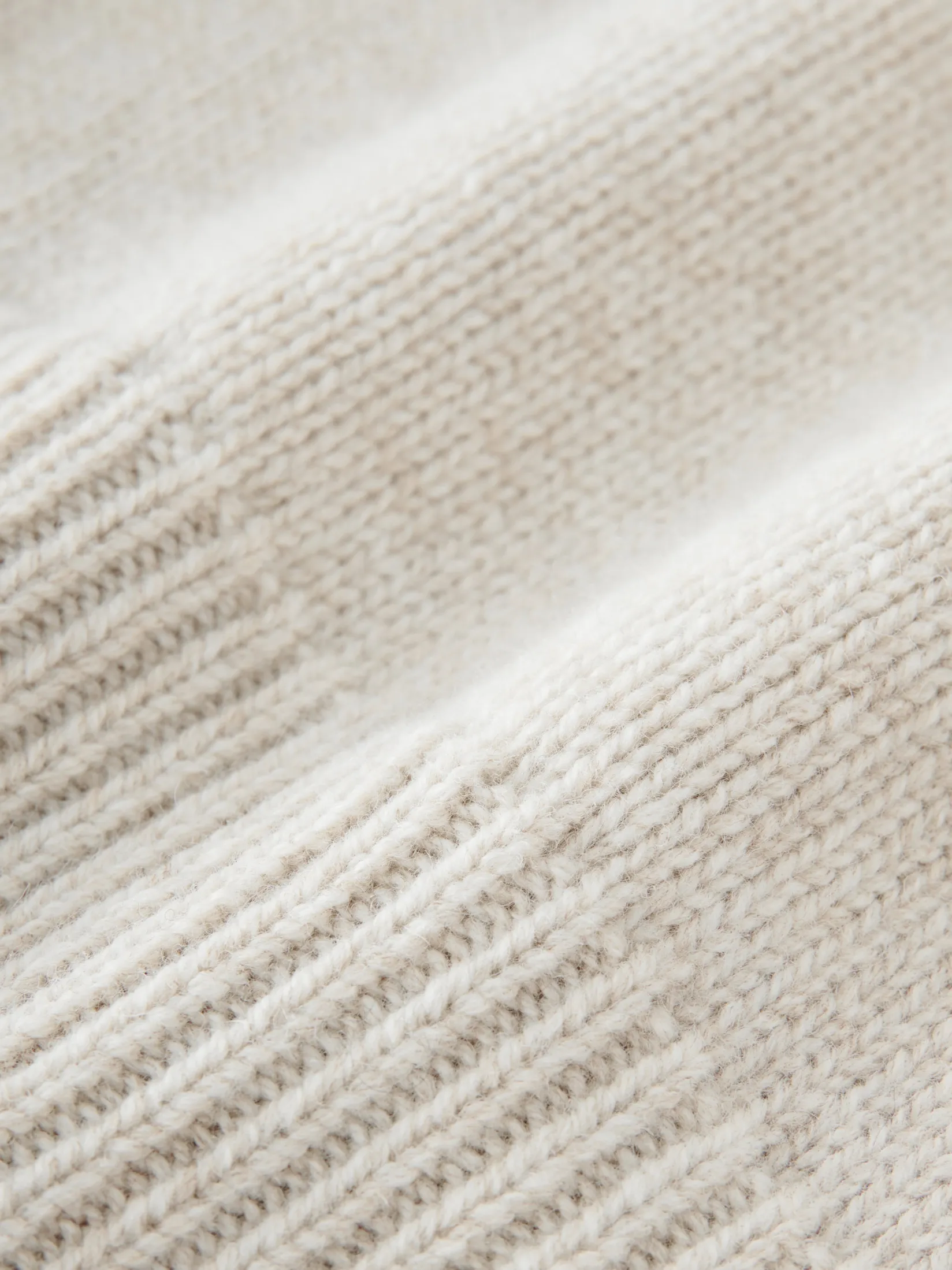 Hot Studio Nicholson Lago Knit Linen