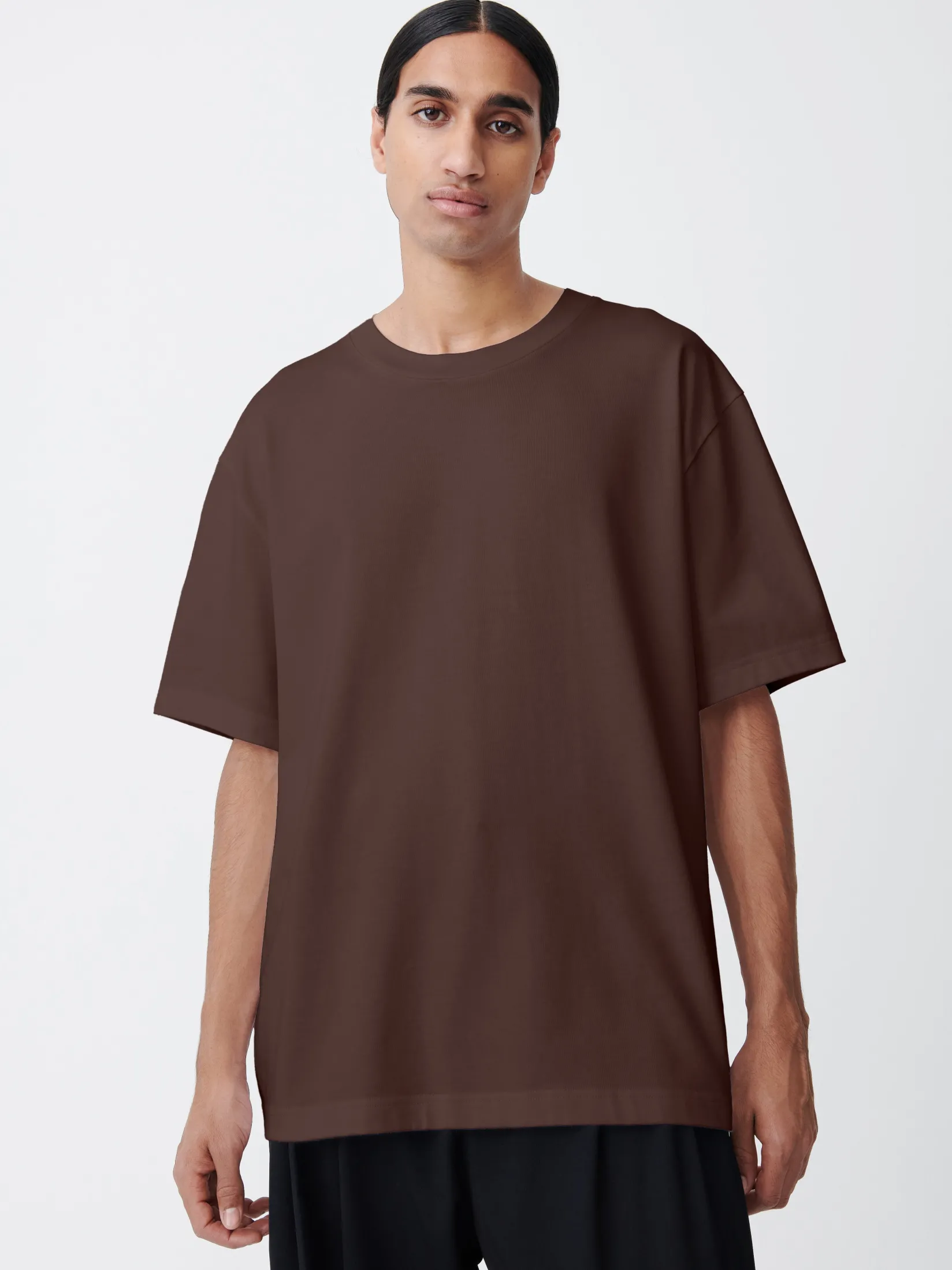 Online Studio Nicholson Lay T-Shirt Chocolate