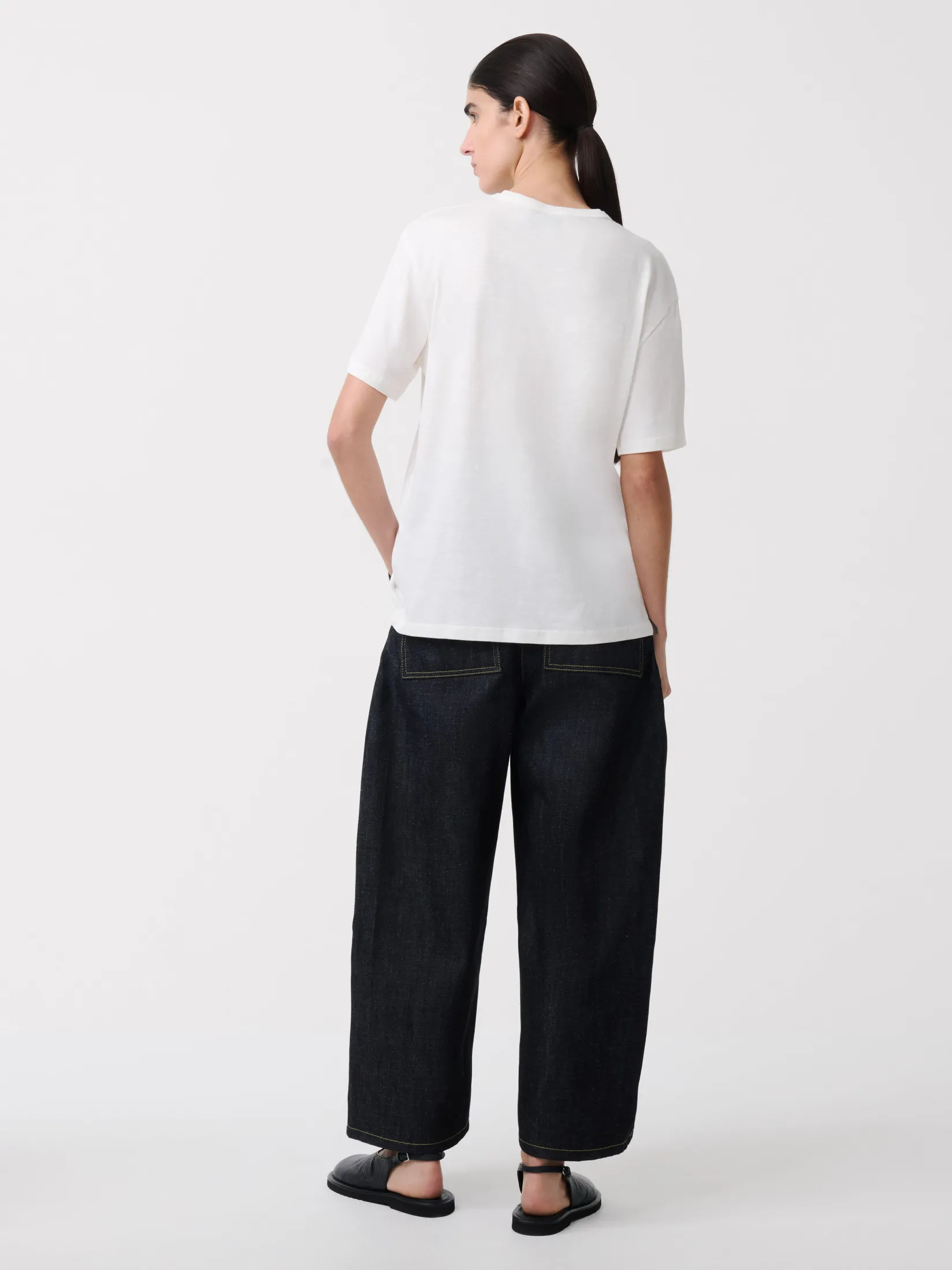 Sale Studio Nicholson Rond T-Shirt Parchment