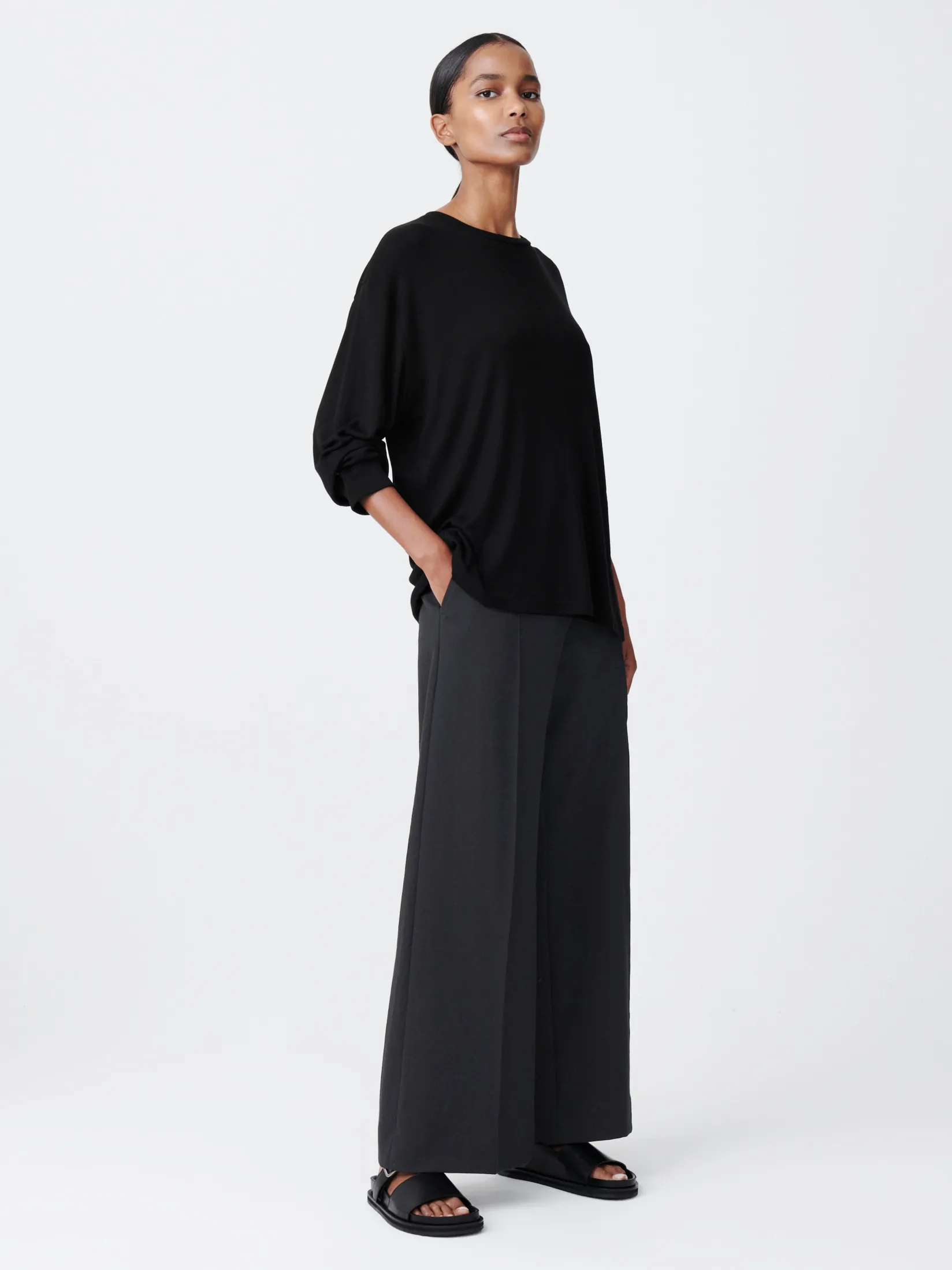 Clearance Studio Nicholson Simmons Lyocell T-Shirt Black