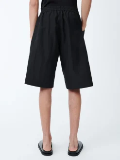 New Studio Nicholson Steel Short Black