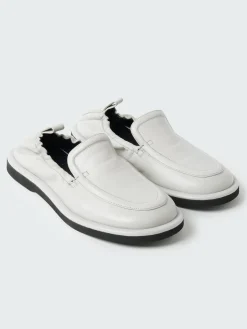 Fashion Studio Nicholson Women's Donovan Shoe Marble